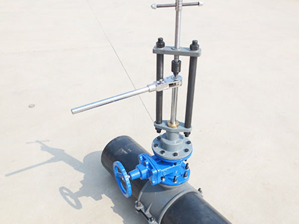 水鉆孔機(jī)怎么用？鉆孔機(jī)后面起火是什么原因？